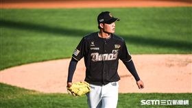 旅韓台灣投手NC恐龍王維中。 （圖／記者林敬旻攝）