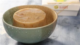 麵線凍微波！他拿出「超燙布丁」傻眼