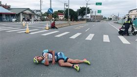 機車亂入賽道…「台灣鐵人一哥」謝昇諺遭撞倒！無奈棄賽
圖翻攝自謝昇諺臉書