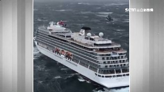 挪威版鐵達尼號　郵輪進水千人受困