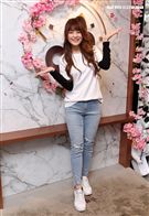 解婕翎JOLY揪拎特調飲品專賣店引爆永康街。（記者邱榮吉/攝影）