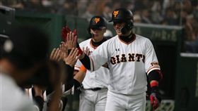 陽岱鋼敲出全壘打。（圖／翻攝自巨人推特）