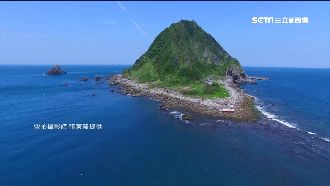 海浪「打架」？傳說的基隆海檻美翻了