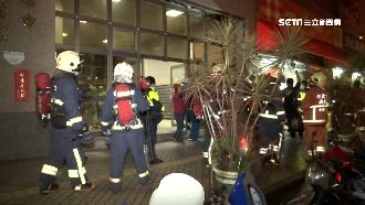 夫目睹妻陷火海　愛妻慘遭吞噬成焦屍