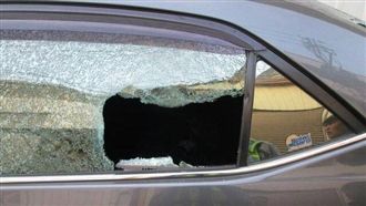 與父吵架負氣離家　竟連砸5車洩憤
