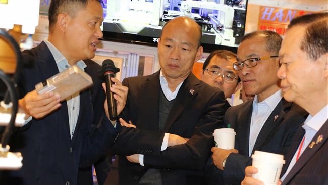 孫中山信徒？他約戰韓：輸的退選總統