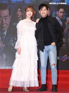 「C.S.I.C.鑑識英雄II正義之戰」演員蔡淑臻、周孝安。（記者邱榮吉/攝影）