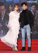 「C.S.I.C.鑑識英雄II正義之戰」演員蔡淑臻、周孝安。（記者邱榮吉/攝影）