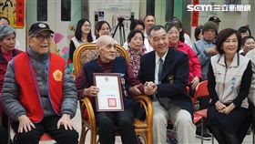 褲子穿20年、吃饅頭配開水　8旬老榮民捐700萬做公益