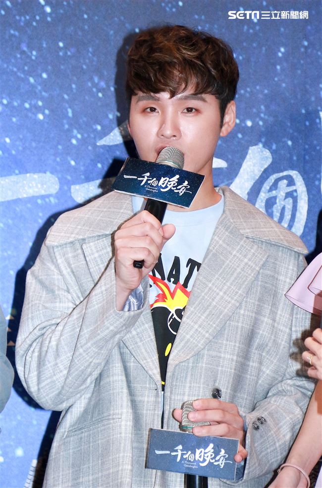 《一千個晚安》同歡會，展榮。（記者林士傑/攝影）