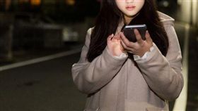 14歲少女偷阿嬤醫藥費養學長　反淪肥羊遭勒索（示意照／翻攝免費圖庫pakutaso）