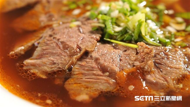 首登必比登！他開牛肉麵館為圓父親夢