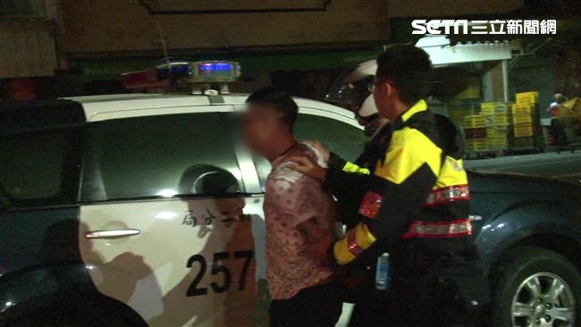 Uber司機深夜互毆　掛彩互告傷害