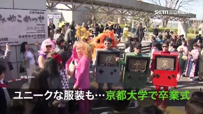 京都大學變裝畢典　竟現「千鳥居」！