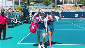 ▲詹家姊妹晉級邁阿密網賽女雙冠軍戰。（圖／取自詹詠然臉書）