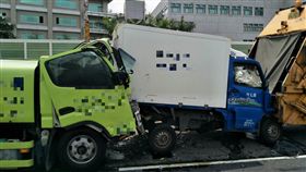 新北市，土城，車禍，追撞，夾困