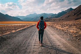 走路、散步、腳步、步伐　圖／pixabay