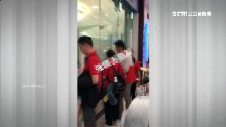 陸客機場退稅插隊　回應讓人拳頭硬