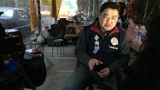 吾爾開希酒後騎車　搖搖晃晃遭活逮