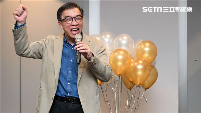 從台灣大畢業！鄭俊卿事業高峰無憾退