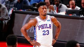 NBA／巴特勒出場…竟響起超嘲諷歌
NBA,費城七六人,Jimmy Butler,明尼蘇達灰狼,賣我
翻攝自推特