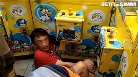 娃機,台南,灣裡,閘門,布偶,手臂,消防