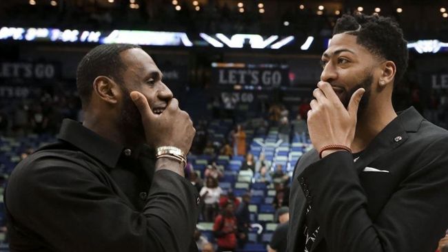 NBA／詹皇關機不礙事　湖人虐鵜鶘