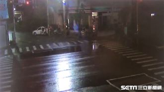 神偷大盜鐵鍊拖走ATM　偷走百萬元