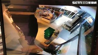 拖走超商ATM！揭發「黑吃黑」內幕