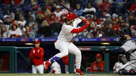 ▲哈波對勇士三連戰最後一役再開轟。（圖／美聯社／達志影像）