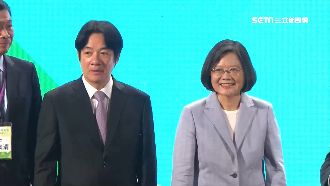 勝利方程式！蔡賴配支持度勝韓、柯