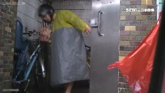 法官助理嫌鄰居吵　竟吐口水抹腳踏車