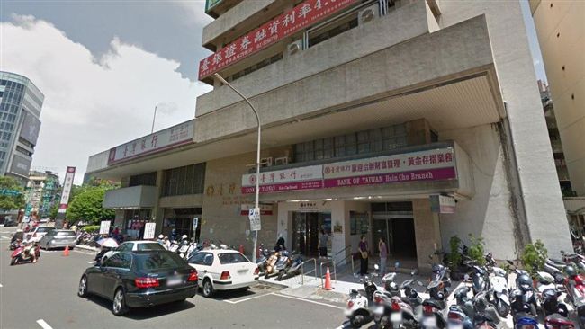 2度潛台銀行竊　水電工留汗漬遭逮