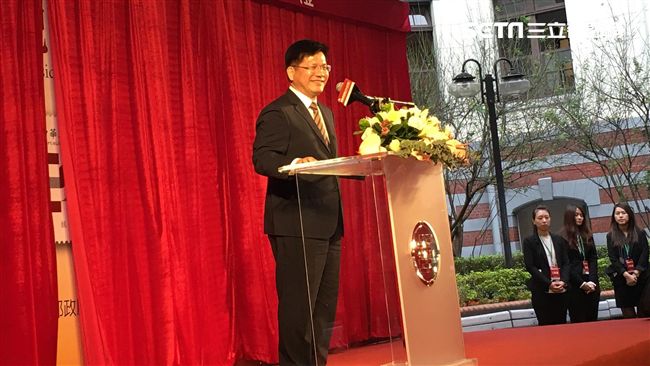 華航董座「何退謝上」！林佳龍曝主因