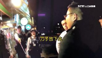男海產攤外發酒瘋　不服壓制張口咬警