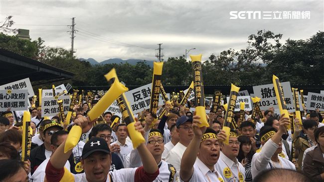 「Uber條款」拍板！違者重罰9萬