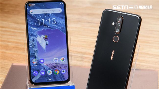 點睛全螢幕　Nokia X71登台