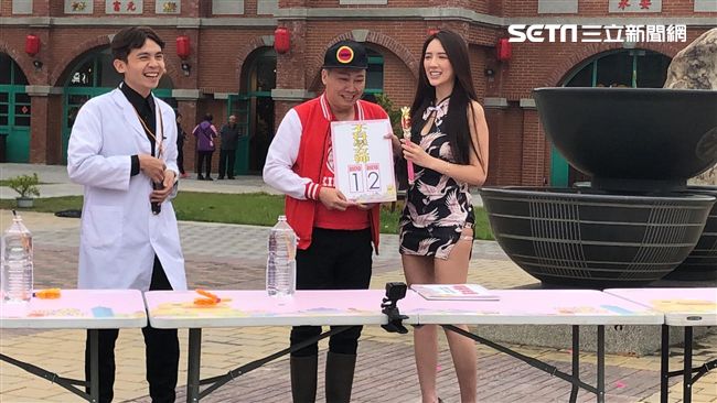 趙正平強抱辣模害走光！再同框曝內幕