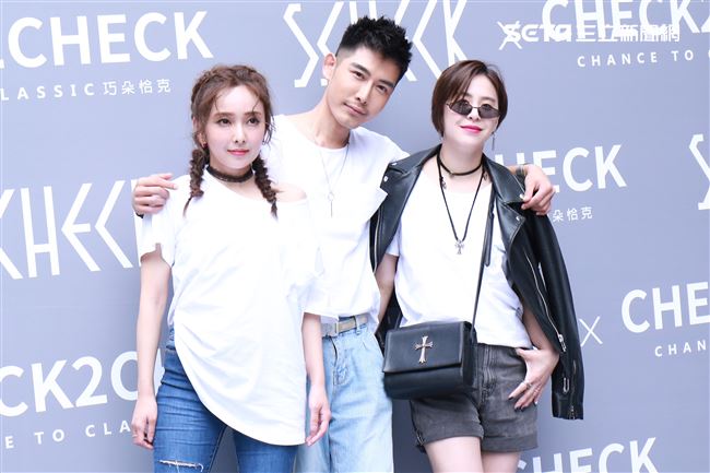 網路型男森田新衣發表會，藝人愛紗、黃小柔。（記者林士傑/攝影）