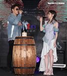 王心凌、潘瑋柏出席2019 hito流行音樂獎頒獎典禮啟動儀式記者會。〈開車不喝酒〉（記者邱榮吉/攝影）