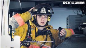 阿薩巴特菲爾德陪著女主角完成「臨終願望清單」。（圖／華聯國際提供）