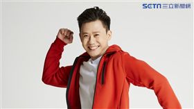 總裁歌手黃自立來台圓夢發片。（圖／好痛音樂提供）