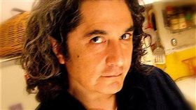 Armando Vega Gil 臉書