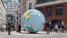 英國倫敦政經學院。