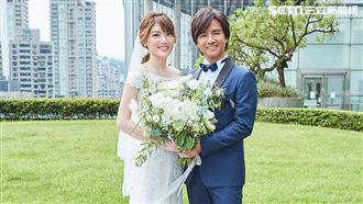 尤秋興結婚簽愛妻宣言　每天要3次⋯