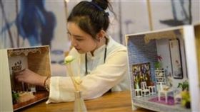 大陸,創業,微型紙紮陰宅,紙紮,殯葬業,靈骨塔,天津,客服,美甲　圖／翻攝自微博