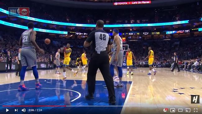 NBA／他球砸恩比德　球場變格鬥場