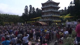 全台最大掃墓陣仗！葉氏祭祖竟破萬人