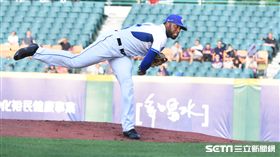 富邦悍將洋投索沙。（圖／記者王怡翔攝影）