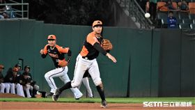 統一獅三壘手郭阜林單場3次失誤。（圖／記者王怡翔攝影）